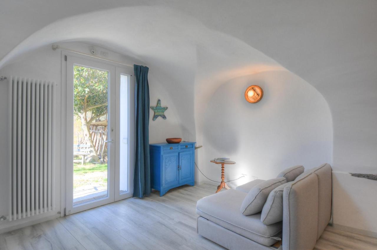 Antica Casa Del Canto Iara - Private Parking Calice Ligure Exterior photo