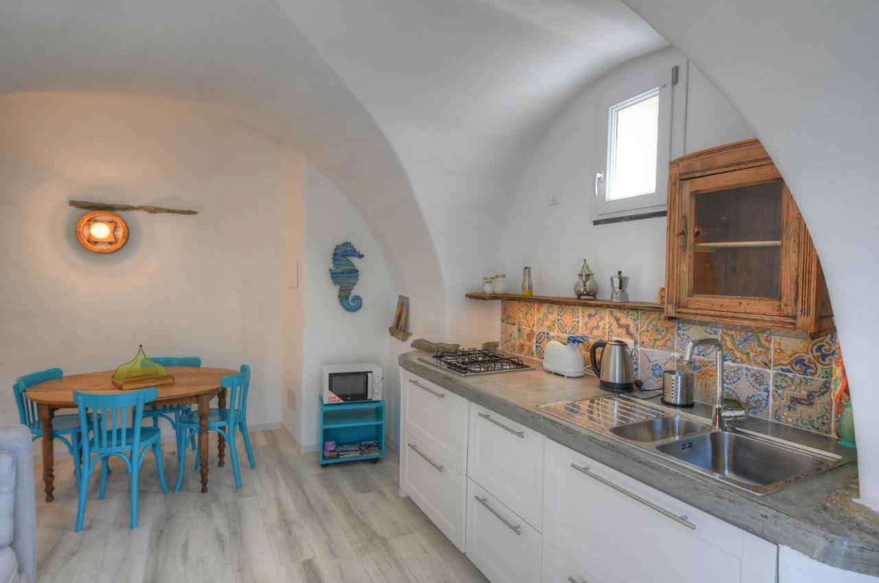 Antica Casa Del Canto Iara - Private Parking Calice Ligure Exterior photo