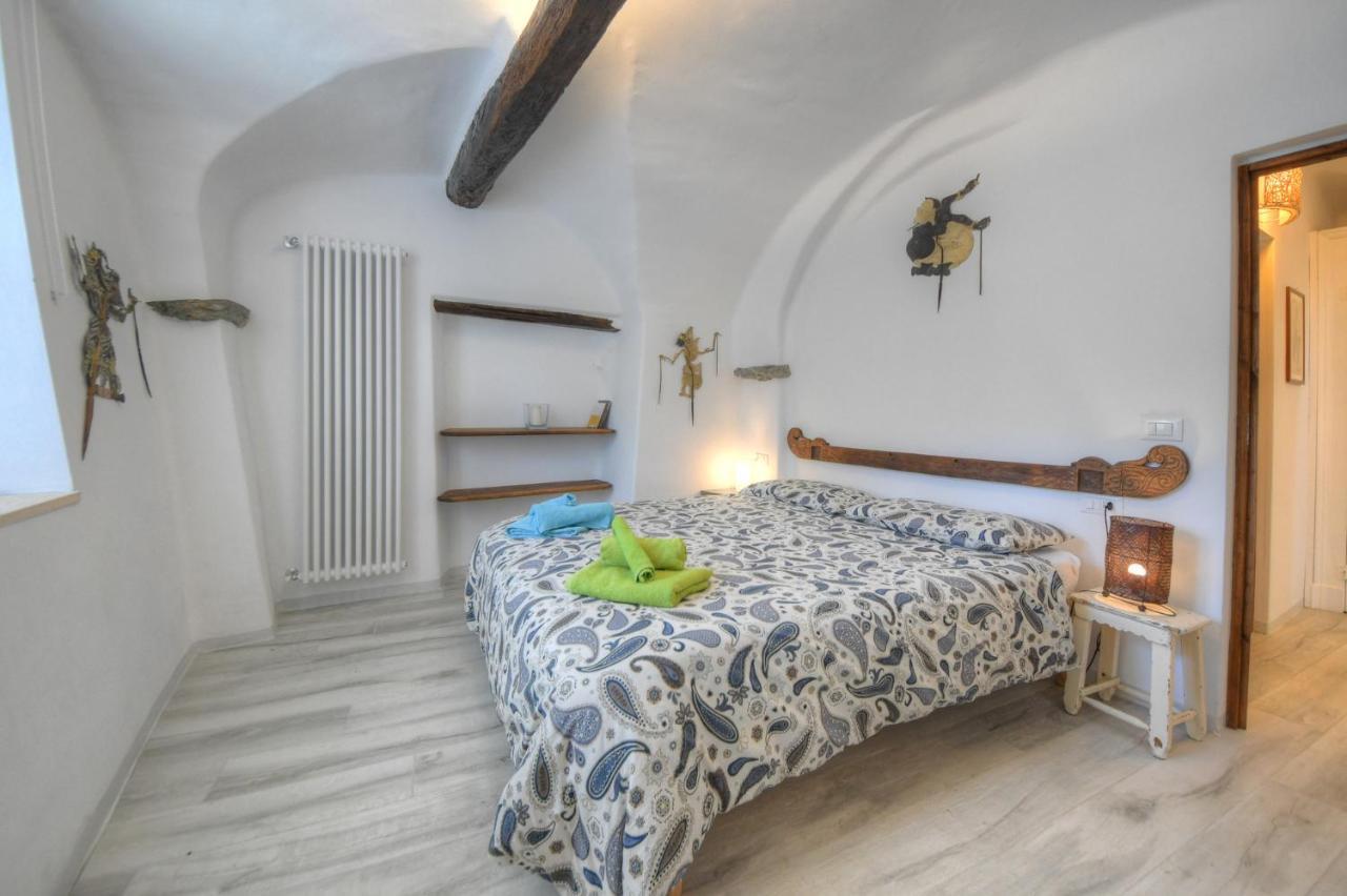 Antica Casa Del Canto Iara - Private Parking Calice Ligure Exterior photo