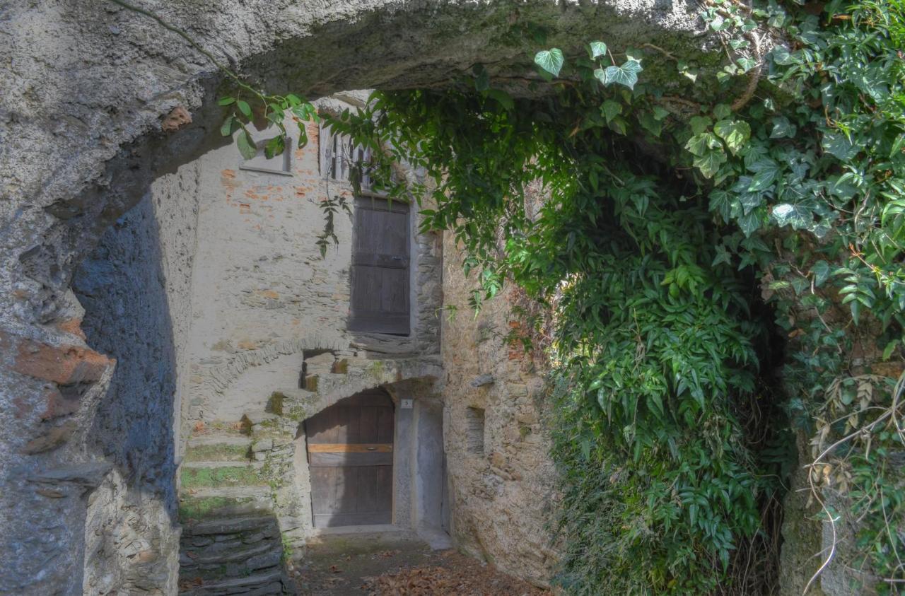 Antica Casa Del Canto Iara - Private Parking Calice Ligure Exterior photo