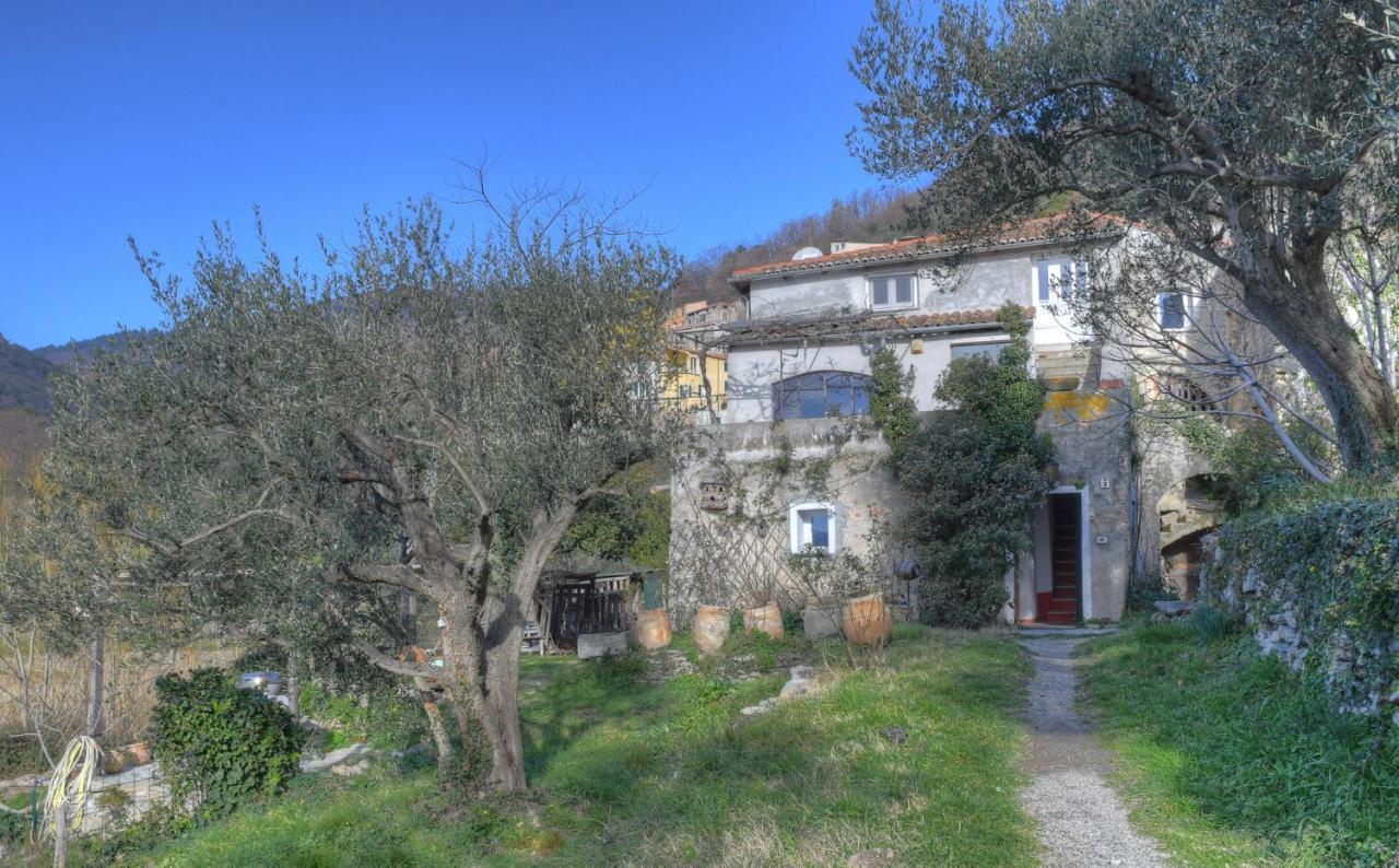 Antica Casa Del Canto Iara - Private Parking Calice Ligure Exterior photo